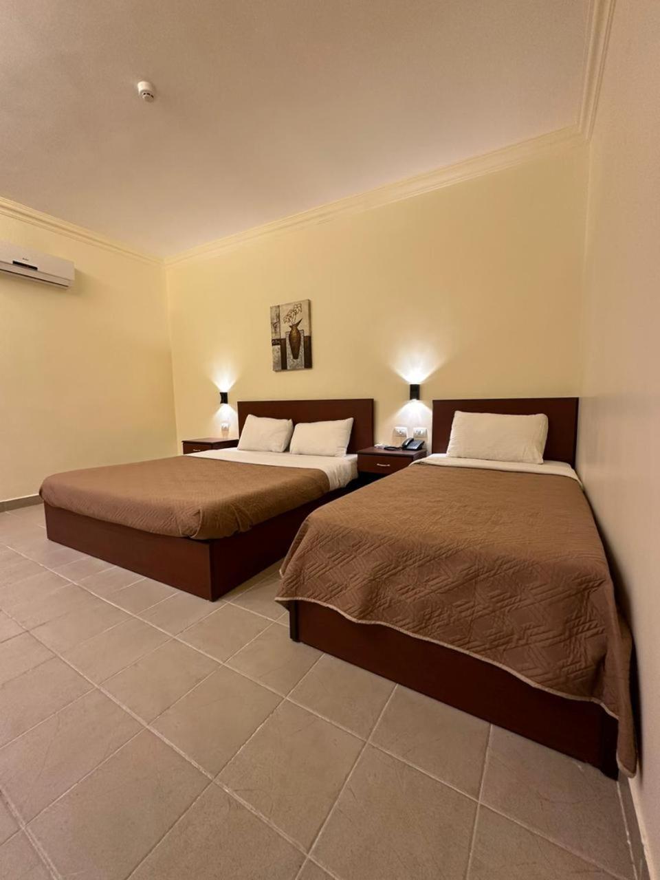 Rumman Hotel Madaba Exterior photo