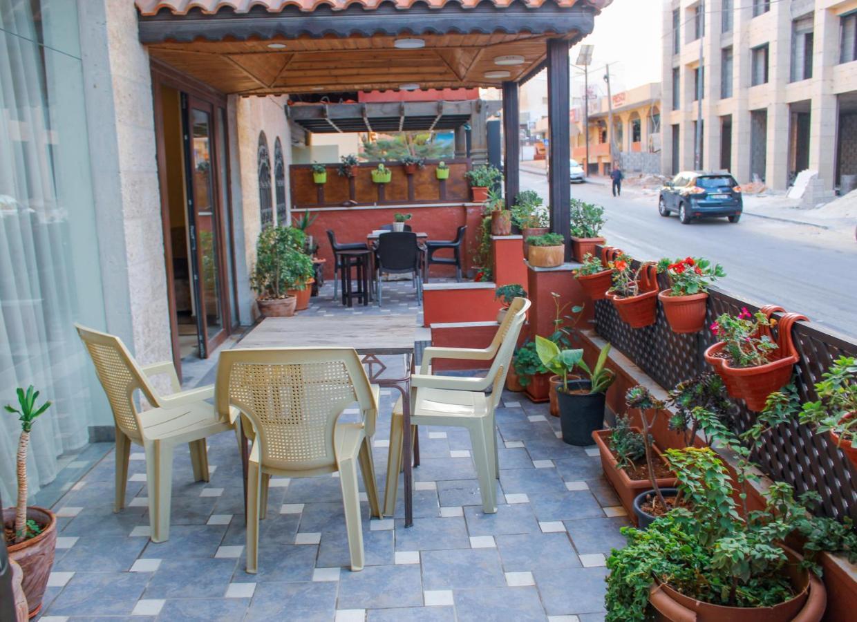 Rumman Hotel Madaba Exterior photo